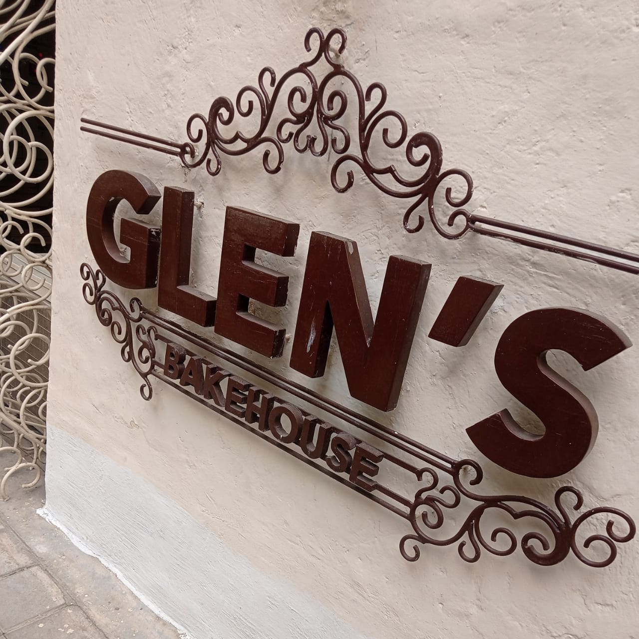 Glen&rsquo;s Bakehouse; to satiate one&rsquo;s sweet tooth :D