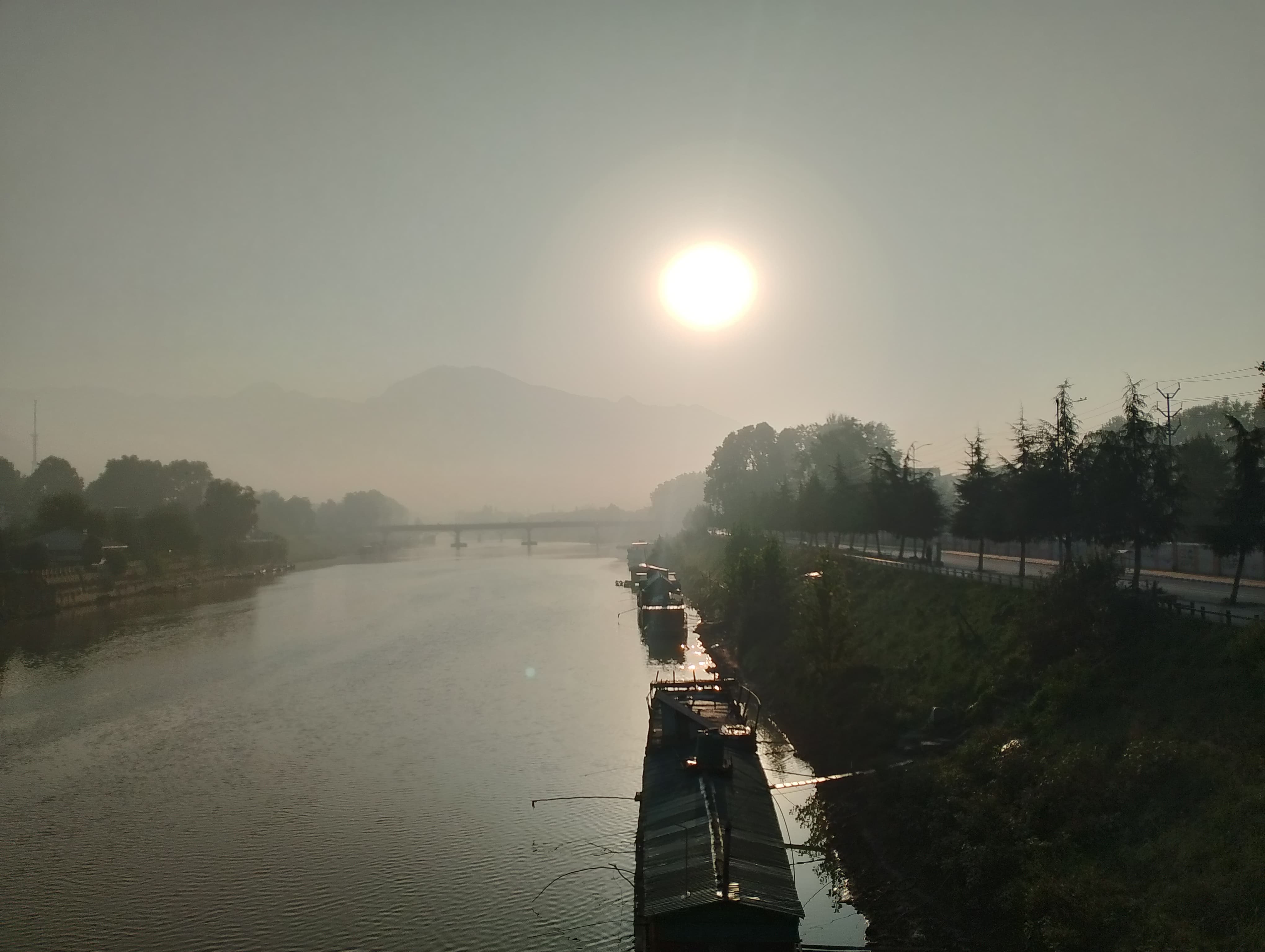 Jhelum river in the morning